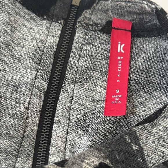 IC By Connie K Sz S Black/Gray Print Lagenlook Tunic Attached Scarf - Picture 5 of 6